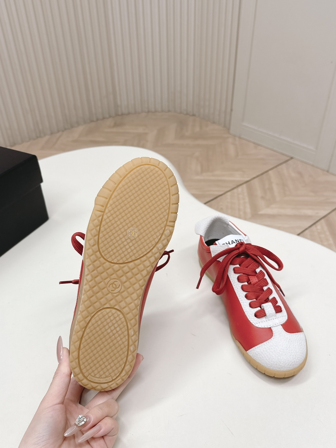 Women's high heels